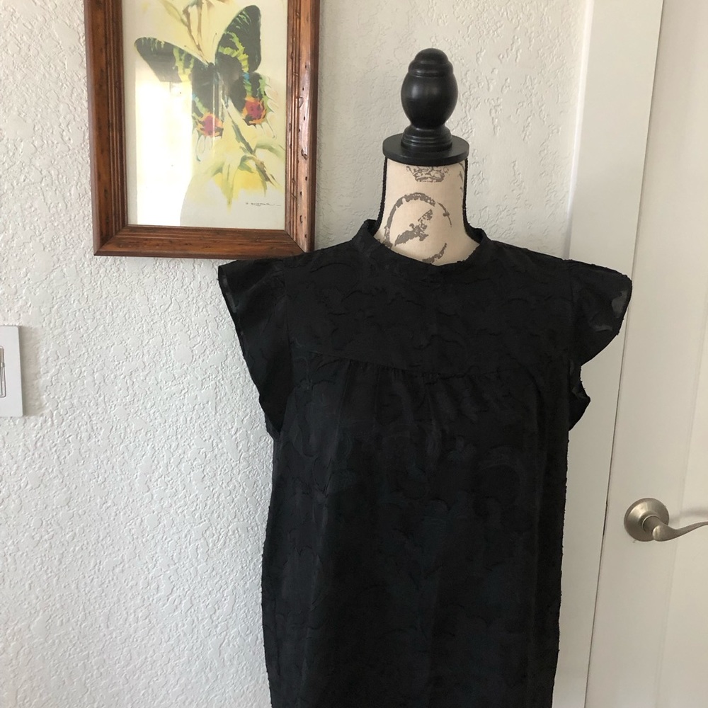 LOFT MEDIUM BLACK RUFFLE SLEEVE TOP - Picture 2 of 4